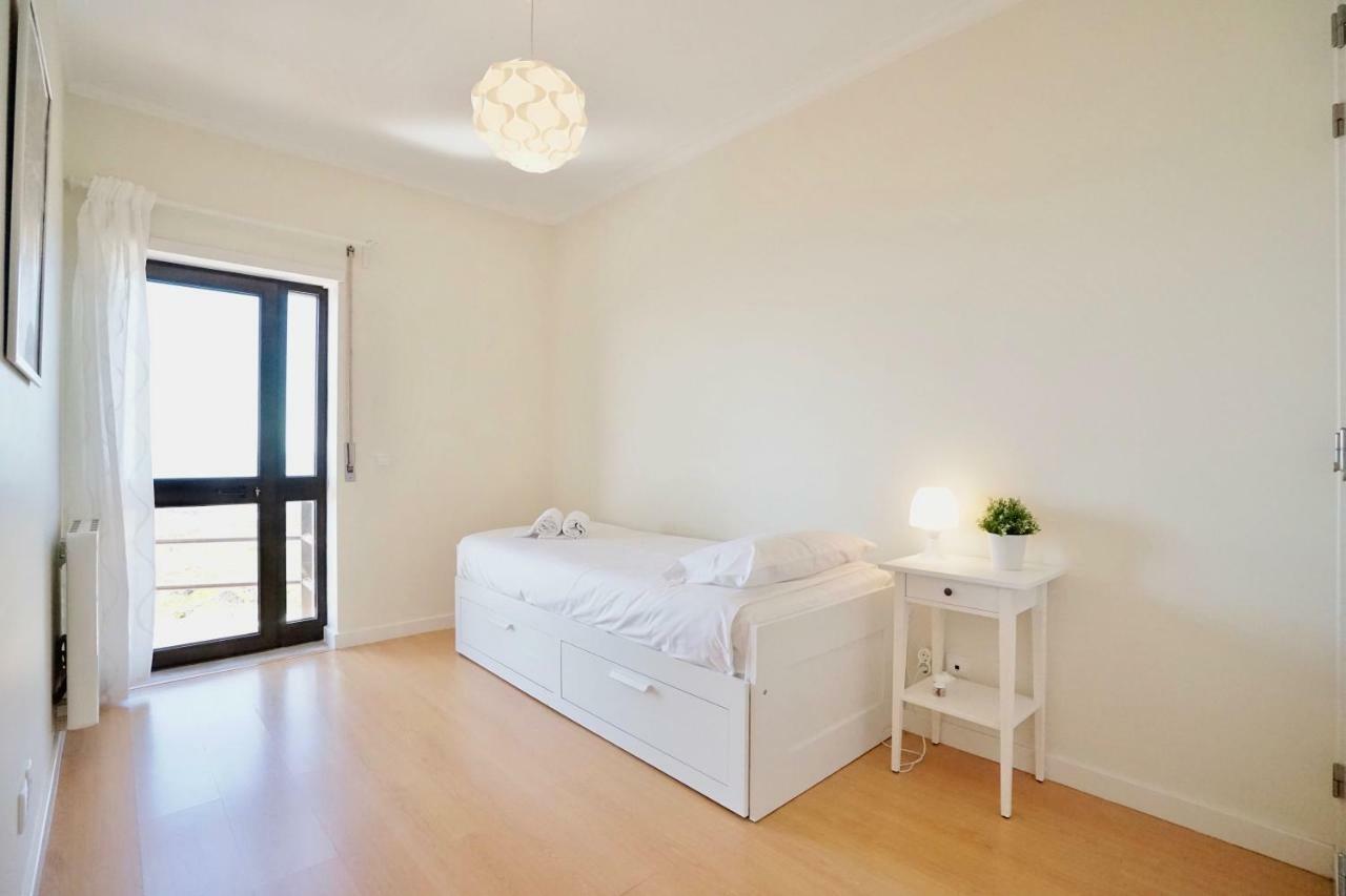 Deluxe Oceanfront - Vue Sur La Mer Peniche Kültér fotó